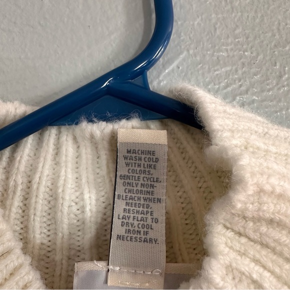 St. John's Bay Turtleneck Sweater, Size L - Picture 9 of 10